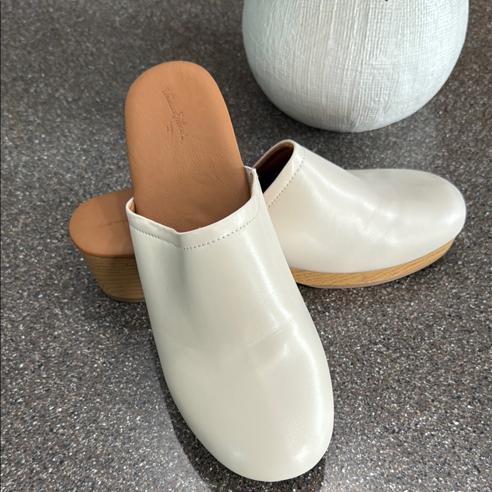 Universal Thread Cream Mules with Rounded Toe